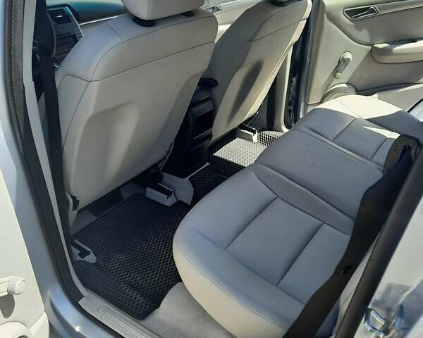 Синій Мерседес Б-клас, об'ємом двигуна 2 л та пробігом 295 тис. км за 8200 $, фото 6 на Automoto.ua