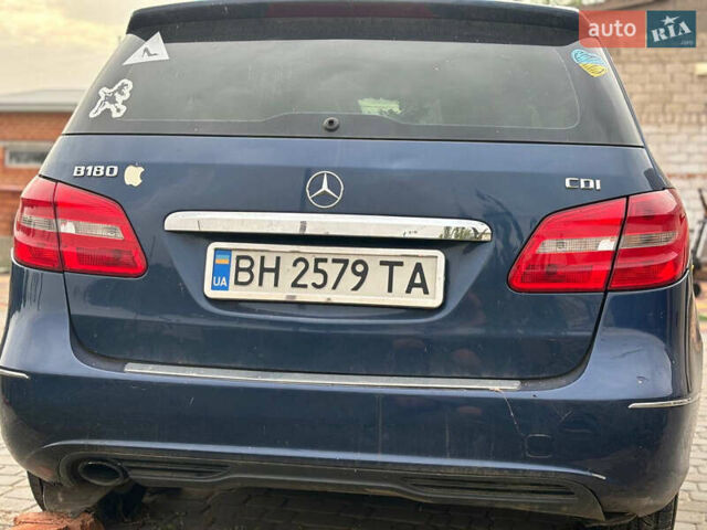 Синий Мерседес Б-класс, объемом двигателя 1.8 л и пробегом 280 тыс. км за 3000 $, фото 6 на Automoto.ua