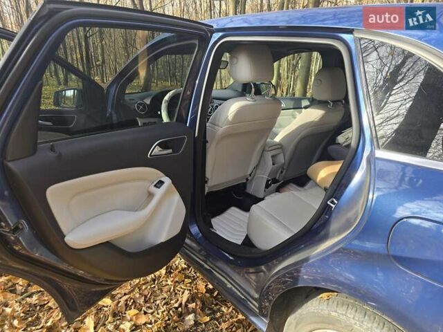 Синий Мерседес Б-класс, объемом двигателя 1.8 л и пробегом 284 тыс. км за 12499 $, фото 14 на Automoto.ua