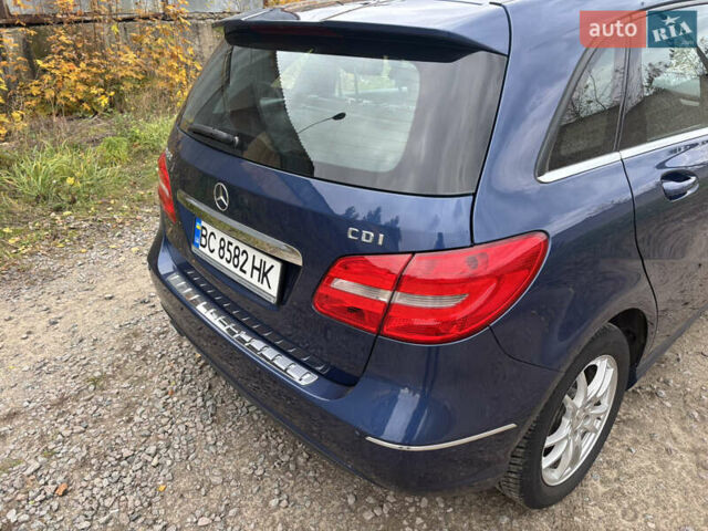 Синій Мерседес Б-клас, об'ємом двигуна 1.8 л та пробігом 173 тис. км за 8700 $, фото 19 на Automoto.ua