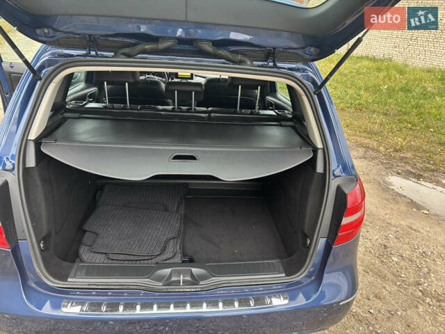 Синій Мерседес Б-клас, об'ємом двигуна 1.8 л та пробігом 173 тис. км за 8700 $, фото 18 на Automoto.ua