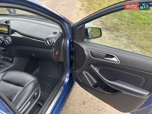 Синій Мерседес Б-клас, об'ємом двигуна 1.8 л та пробігом 173 тис. км за 8700 $, фото 15 на Automoto.ua