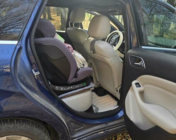 Синий Мерседес Б-класс, объемом двигателя 1.8 л и пробегом 284 тыс. км за 12499 $, фото 16 на Automoto.ua