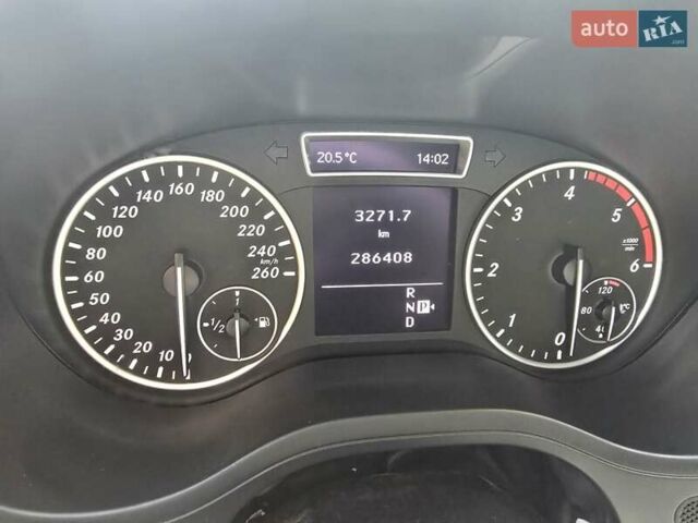 Синий Мерседес Б-класс, объемом двигателя 1.8 л и пробегом 284 тыс. км за 12499 $, фото 12 на Automoto.ua