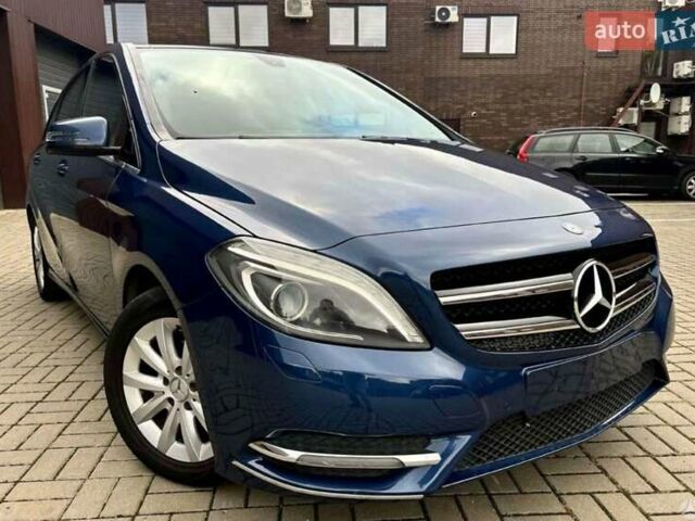 Синий Мерседес Б-класс, объемом двигателя 1.8 л и пробегом 287 тыс. км за 10999 $, фото 2 на Automoto.ua