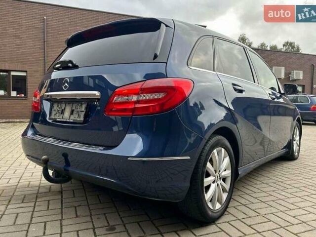 Синий Мерседес Б-класс, объемом двигателя 1.8 л и пробегом 287 тыс. км за 10999 $, фото 6 на Automoto.ua