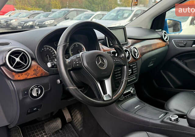 Синий Мерседес Б-класс, объемом двигателя 0 л и пробегом 116 тыс. км за 9300 $, фото 15 на Automoto.ua