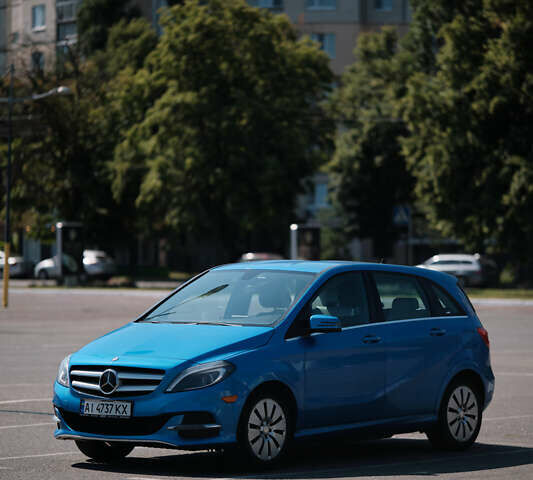 Синій Мерседес Б-клас, об'ємом двигуна 0 л та пробігом 124 тис. км за 10300 $, фото 5 на Automoto.ua