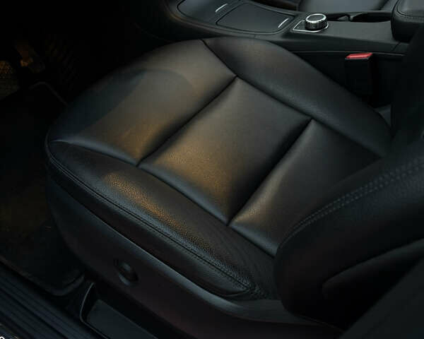 Синій Мерседес Б-клас, об'ємом двигуна 0 л та пробігом 92 тис. км за 10800 $, фото 13 на Automoto.ua