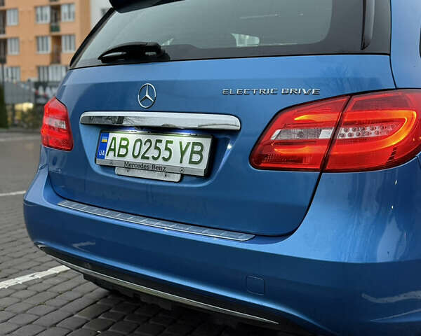 Синій Мерседес Б-клас, об'ємом двигуна 0 л та пробігом 53 тис. км за 9400 $, фото 30 на Automoto.ua