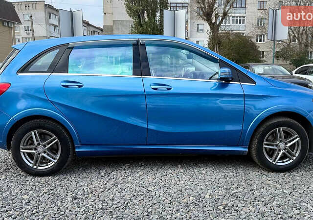 Синий Мерседес Б-класс, объемом двигателя 0 л и пробегом 116 тыс. км за 9300 $, фото 13 на Automoto.ua