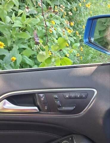 Синій Мерседес Б-клас, об'ємом двигуна 0 л та пробігом 100 тис. км за 7800 $, фото 4 на Automoto.ua