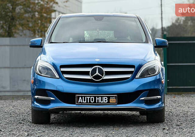 Синий Мерседес Б-класс, объемом двигателя 0 л и пробегом 116 тыс. км за 9300 $, фото 3 на Automoto.ua