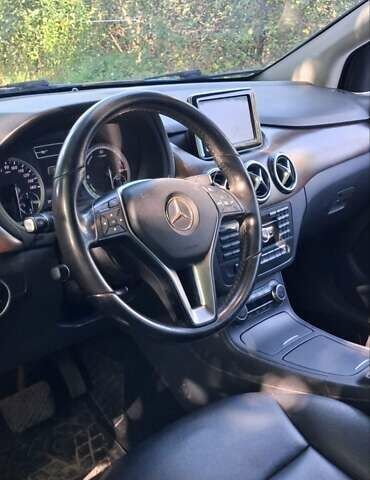 Синій Мерседес Б-клас, об'ємом двигуна 0 л та пробігом 100 тис. км за 7800 $, фото 3 на Automoto.ua