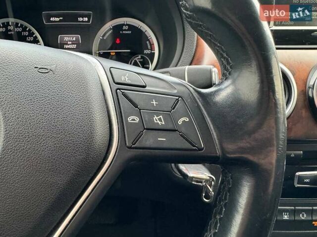 Синий Мерседес Б-класс, объемом двигателя 0 л и пробегом 160 тыс. км за 9490 $, фото 18 на Automoto.ua