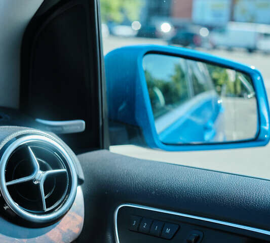 Синій Мерседес Б-клас, об'ємом двигуна 0 л та пробігом 124 тис. км за 10300 $, фото 12 на Automoto.ua