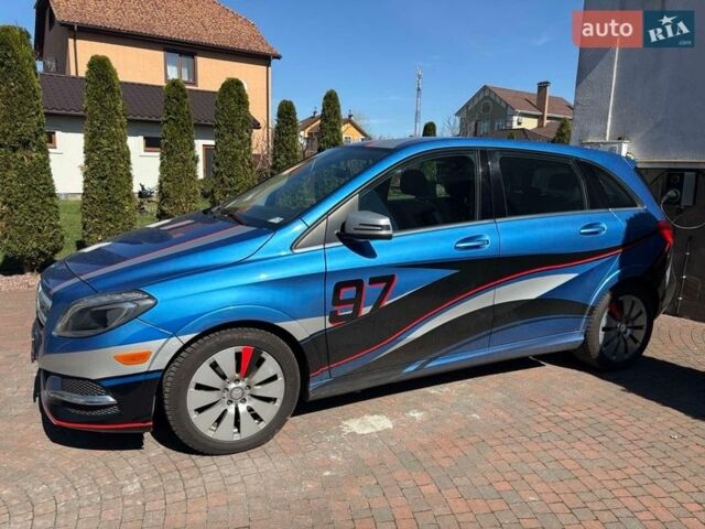 Синій Мерседес Б-клас, об'ємом двигуна 0 л та пробігом 157 тис. км за 8500 $, фото 1 на Automoto.ua