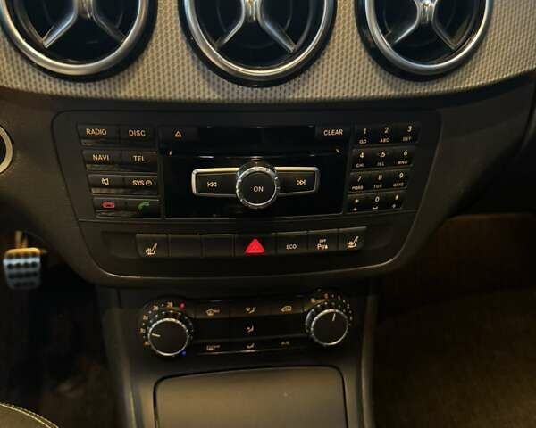 Синій Мерседес Б-клас, об'ємом двигуна 1.5 л та пробігом 335 тис. км за 11800 $, фото 2 на Automoto.ua