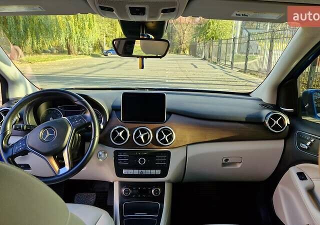 Синій Мерседес Б-клас, об'ємом двигуна 0 л та пробігом 66 тис. км за 11950 $, фото 12 на Automoto.ua