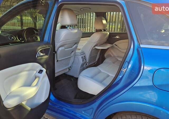 Синій Мерседес Б-клас, об'ємом двигуна 0 л та пробігом 66 тис. км за 11950 $, фото 15 на Automoto.ua