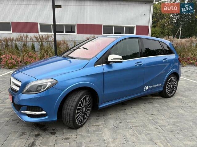 Мерседес Б-клас 2015 у Луцьку на Automoto.ua Синій Мерседес Б-клас, об'ємом двигуна 0 л та пробігом 121 тис. км за 9999 $, фото 3 на Automoto.ua