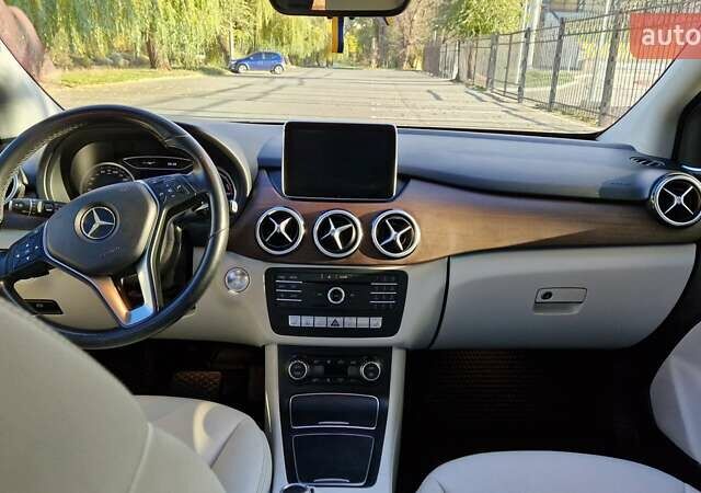 Синій Мерседес Б-клас, об'ємом двигуна 0 л та пробігом 66 тис. км за 11950 $, фото 9 на Automoto.ua