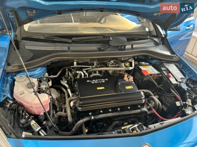 Синій Мерседес Б-клас, об'ємом двигуна 0 л та пробігом 87 тис. км за 12200 $, фото 37 на Automoto.ua