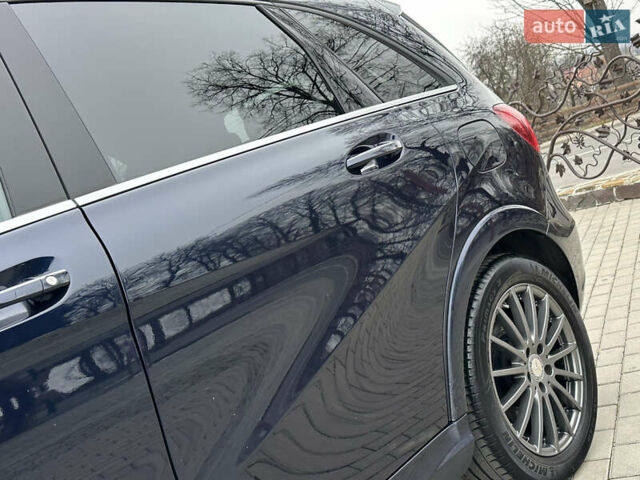 Синій Мерседес Б-клас, об'ємом двигуна 0 л та пробігом 78 тис. км за 10750 $, фото 19 на Automoto.ua