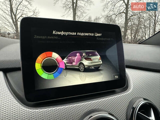 Синій Мерседес Б-клас, об'ємом двигуна 0 л та пробігом 78 тис. км за 10750 $, фото 90 на Automoto.ua