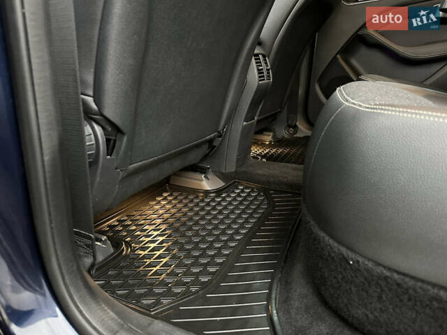 Синій Мерседес Б-клас, об'ємом двигуна 0 л та пробігом 78 тис. км за 10750 $, фото 70 на Automoto.ua