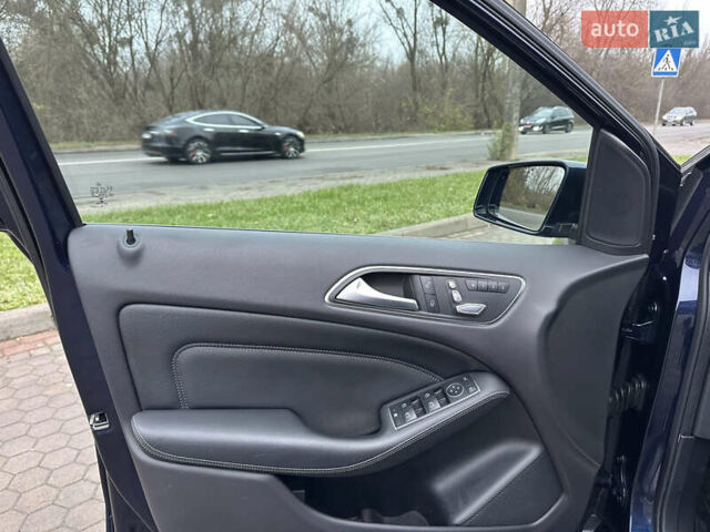 Синій Мерседес Б-клас, об'ємом двигуна 0 л та пробігом 102 тис. км за 15000 $, фото 11 на Automoto.ua