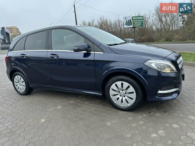 Синій Мерседес Б-клас, об'ємом двигуна 0 л та пробігом 102 тис. км за 15000 $, фото 8 на Automoto.ua