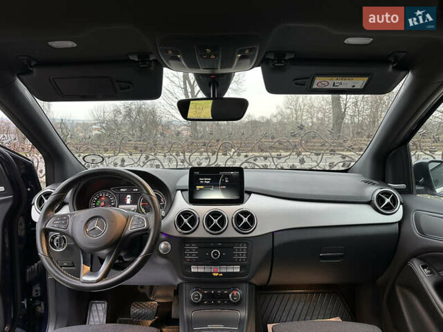 Синій Мерседес Б-клас, об'ємом двигуна 0 л та пробігом 78 тис. км за 10750 $, фото 77 на Automoto.ua