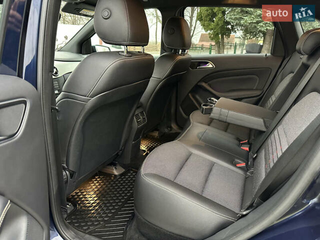 Синій Мерседес Б-клас, об'ємом двигуна 0 л та пробігом 78 тис. км за 10750 $, фото 68 на Automoto.ua