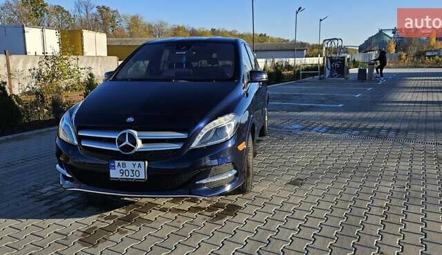 Синий Мерседес Б-класс, объемом двигателя 0 л и пробегом 56 тыс. км за 10200 $, фото 1 на Automoto.ua