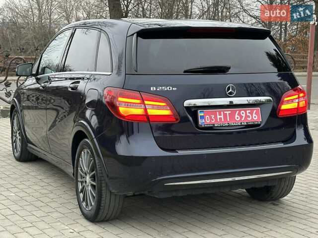 Синій Мерседес Б-клас, об'ємом двигуна 0 л та пробігом 78 тис. км за 10750 $, фото 51 на Automoto.ua