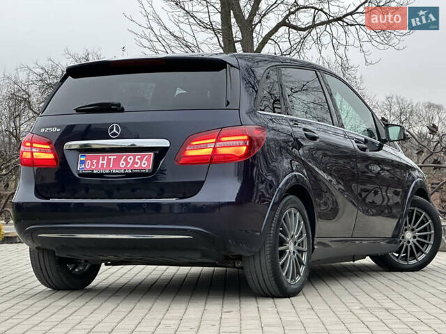 Синій Мерседес Б-клас, об'ємом двигуна 0 л та пробігом 78 тис. км за 10750 $, фото 37 на Automoto.ua