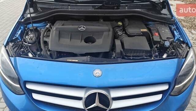 Синий Мерседес Б-класс, объемом двигателя 1.46 л и пробегом 250 тыс. км за 11500 $, фото 13 на Automoto.ua