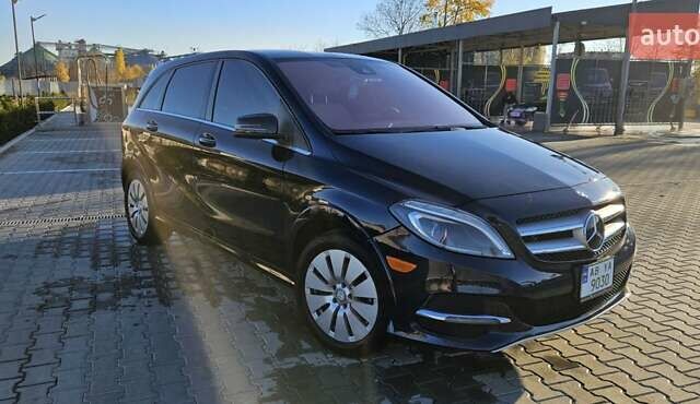 Синий Мерседес Б-класс, объемом двигателя 0 л и пробегом 56 тыс. км за 13350 $, фото 2 на Automoto.ua