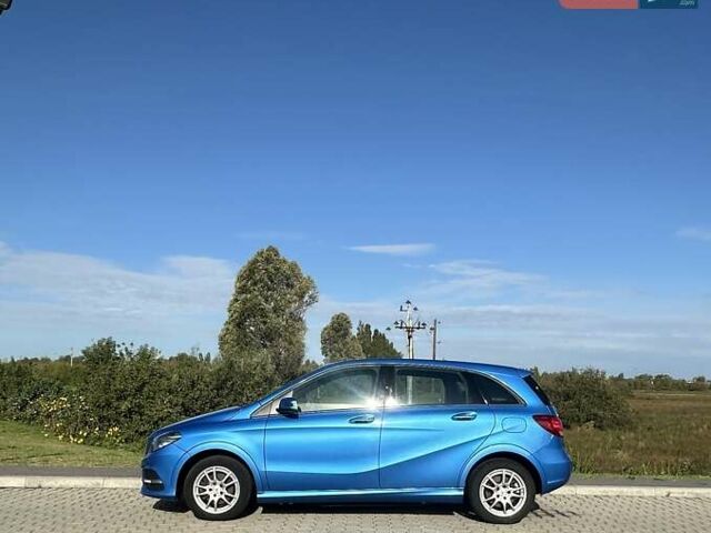 Синій Мерседес Б-клас, об'ємом двигуна 0 л та пробігом 53 тис. км за 8800 $, фото 5 на Automoto.ua