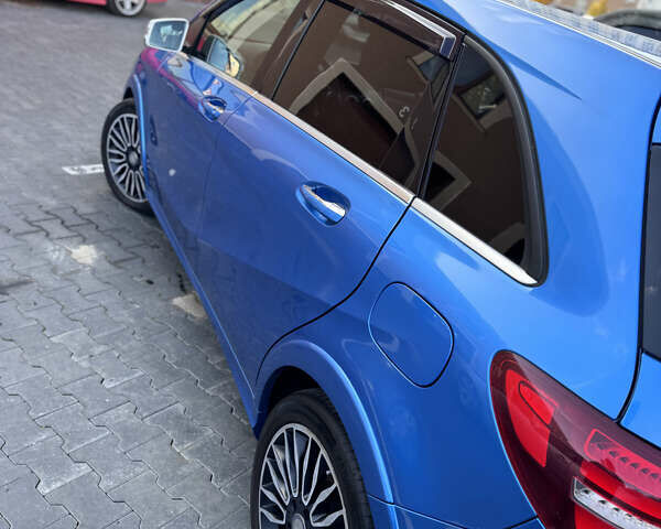 Синий Мерседес Б-класс, объемом двигателя 0 л и пробегом 92 тыс. км за 10999 $, фото 5 на Automoto.ua