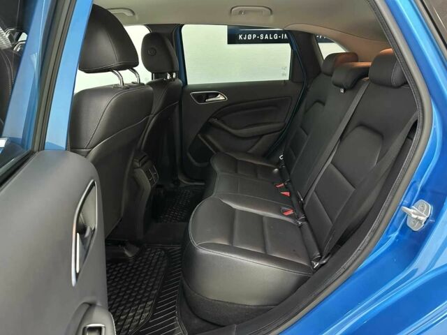 Синій Мерседес Б-клас, об'ємом двигуна 0 л та пробігом 86 тис. км за 9700 $, фото 5 на Automoto.ua