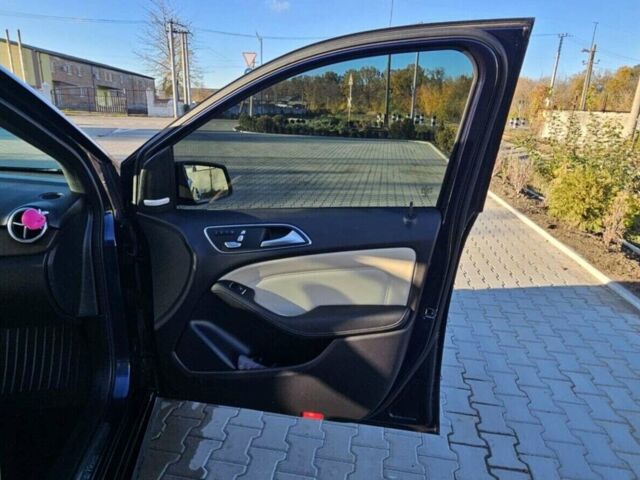 Синій Мерседес Б-клас, об'ємом двигуна 0 л та пробігом 57 тис. км за 10300 $, фото 18 на Automoto.ua