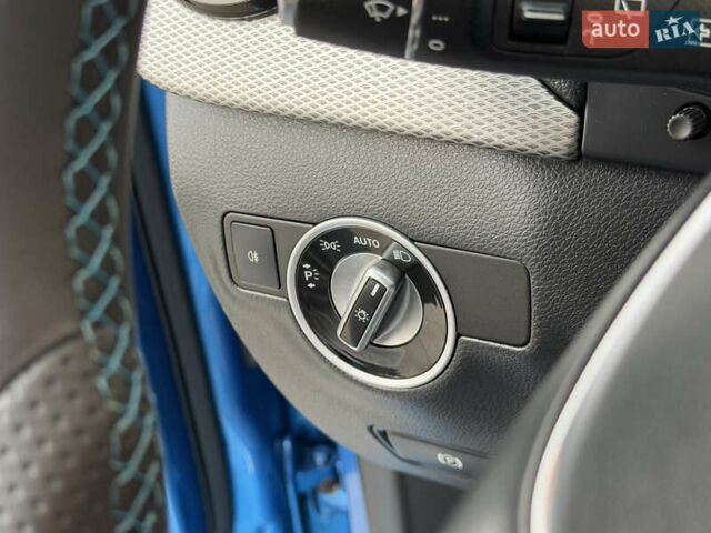 Синий Мерседес Б-класс, объемом двигателя 0 л и пробегом 122 тыс. км за 9399 $, фото 19 на Automoto.ua