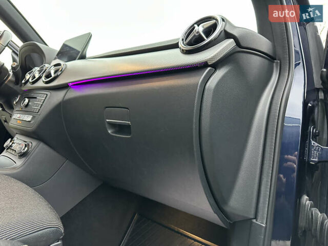 Синій Мерседес Б-клас, об'ємом двигуна 0 л та пробігом 78 тис. км за 10750 $, фото 84 на Automoto.ua