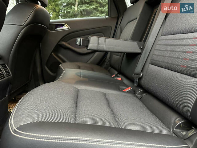 Синій Мерседес Б-клас, об'ємом двигуна 0 л та пробігом 78 тис. км за 10750 $, фото 71 на Automoto.ua