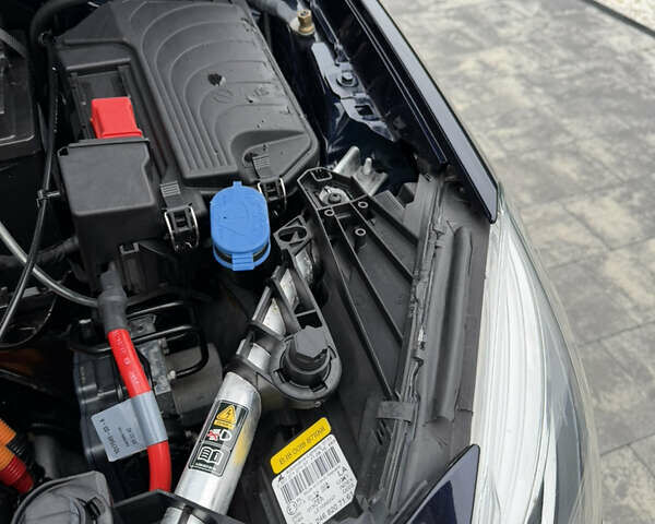 Синий Мерседес Б-класс, объемом двигателя 0 л и пробегом 61 тыс. км за 9750 $, фото 21 на Automoto.ua