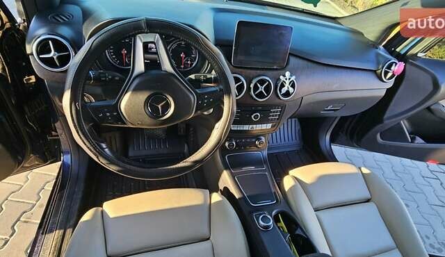 Синий Мерседес Б-класс, объемом двигателя 0 л и пробегом 56 тыс. км за 13350 $, фото 13 на Automoto.ua