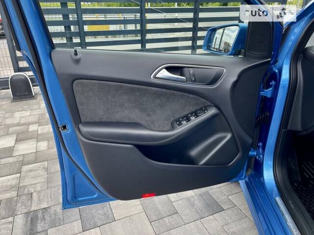 Синій Мерседес Б-клас, об'ємом двигуна 0 л та пробігом 104 тис. км за 10500 $, фото 11 на Automoto.ua