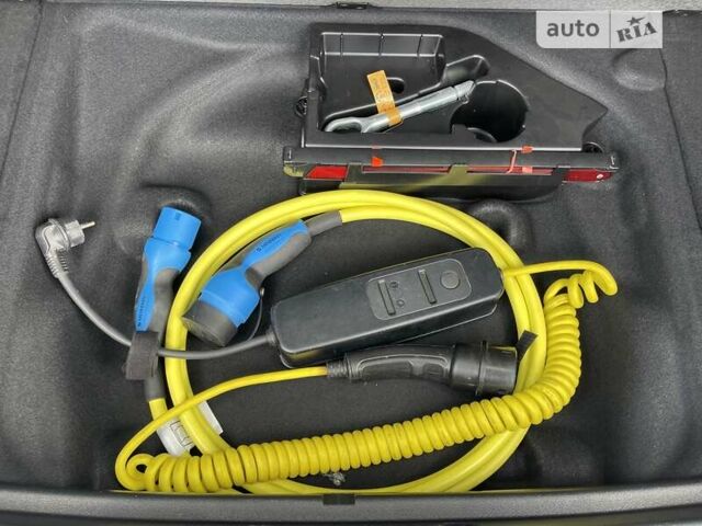 Синій Мерседес Б-клас, об'ємом двигуна 0 л та пробігом 104 тис. км за 10500 $, фото 29 на Automoto.ua